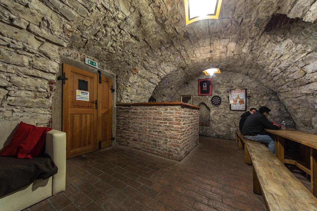 Hostel Mango Прага Екстер'єр фото