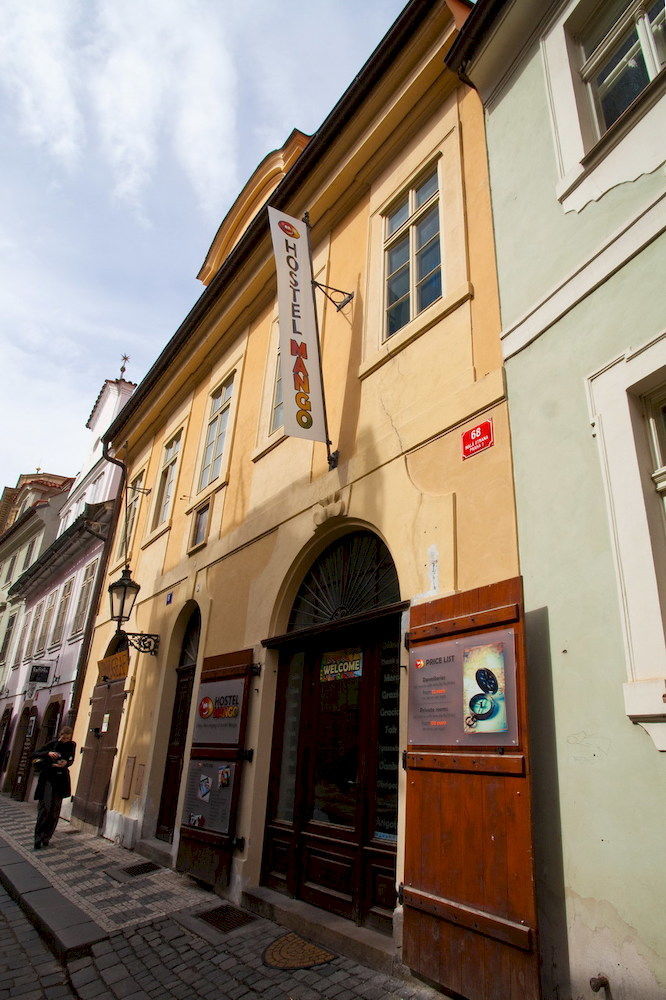 Hostel Mango Прага Екстер'єр фото
